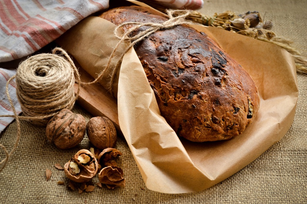 Yeast-free Bread with Onion and Walnuts / Бездрожжевой хлеб с луком и грецкими орехами